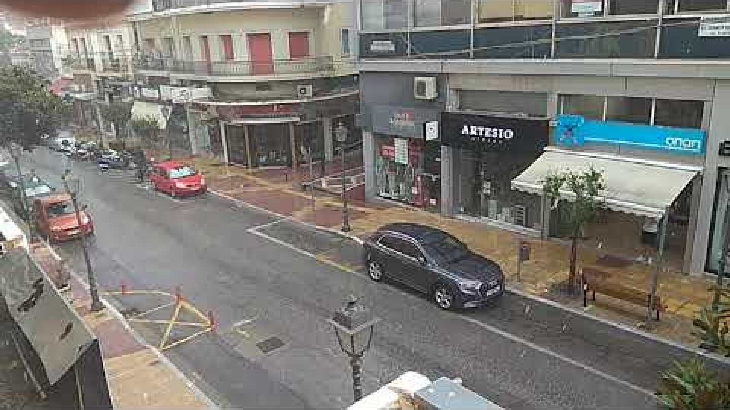 Δυνατό μπουρίνι με ισχυρή χαλαζόπτωση στην Καβάλα