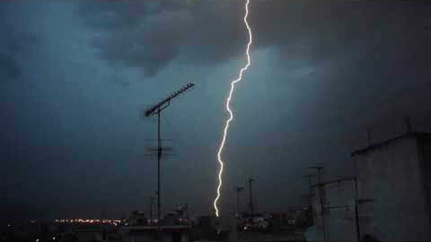 Lightning strike in Thessaloniki in very slow motion (10/7/2019)
