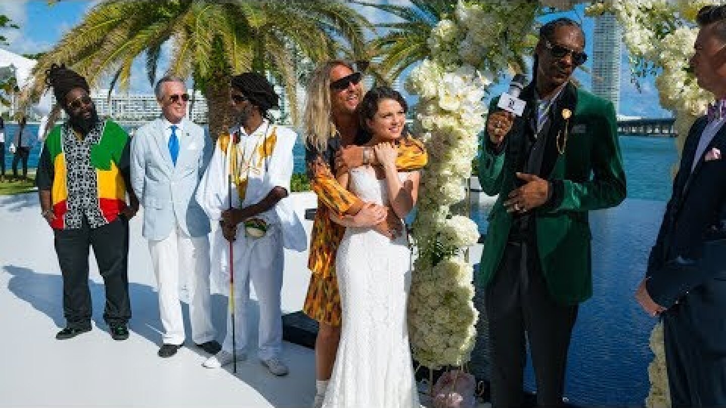 The Beach Bum / Ο Παραλίας