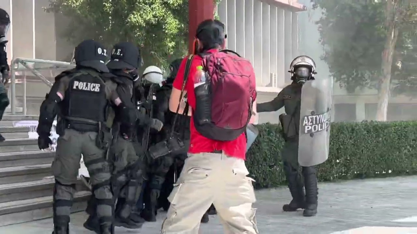 Thestival.gr Σύλληψη μέσα στο ΑΠΘ