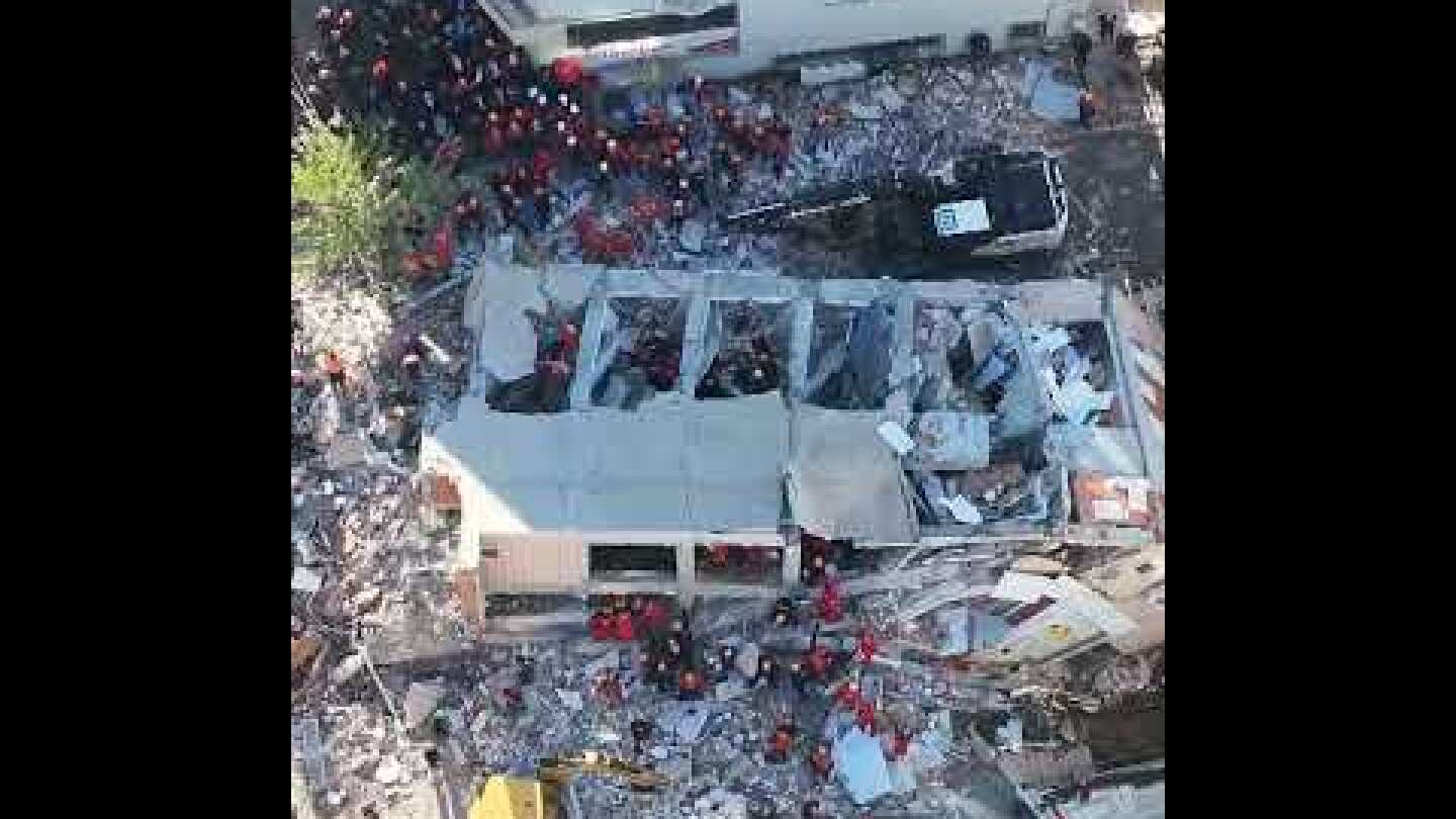 Kocaeli'nin Gebze ilçesinde 7 katlı bina çöktü