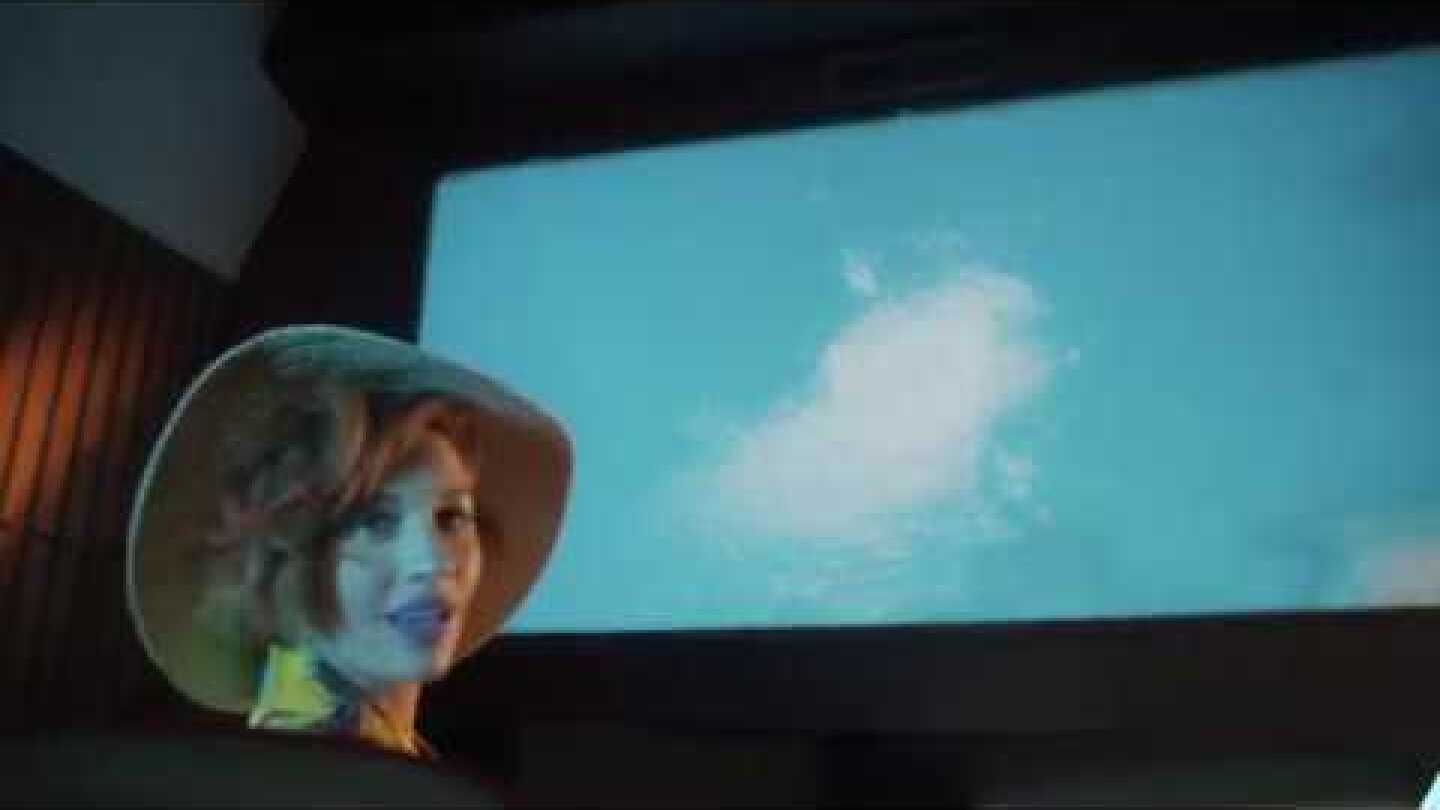 Ραντεβού στον   Ήλιο από το Ούζο Πλωμαρίου και την Πέννυ Μπαλτατζή