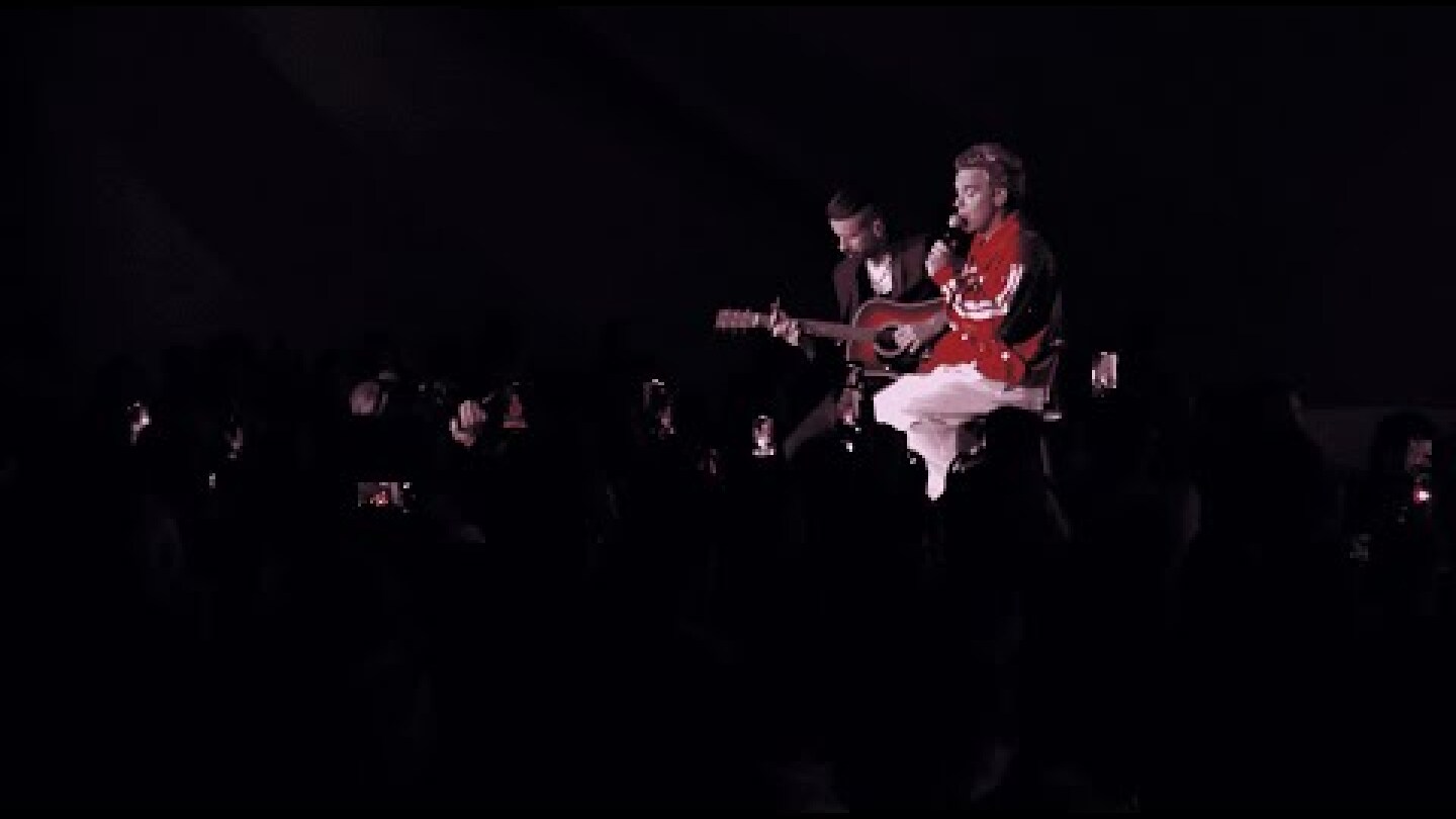 Robbie Williams - Forbidden Road (Live)