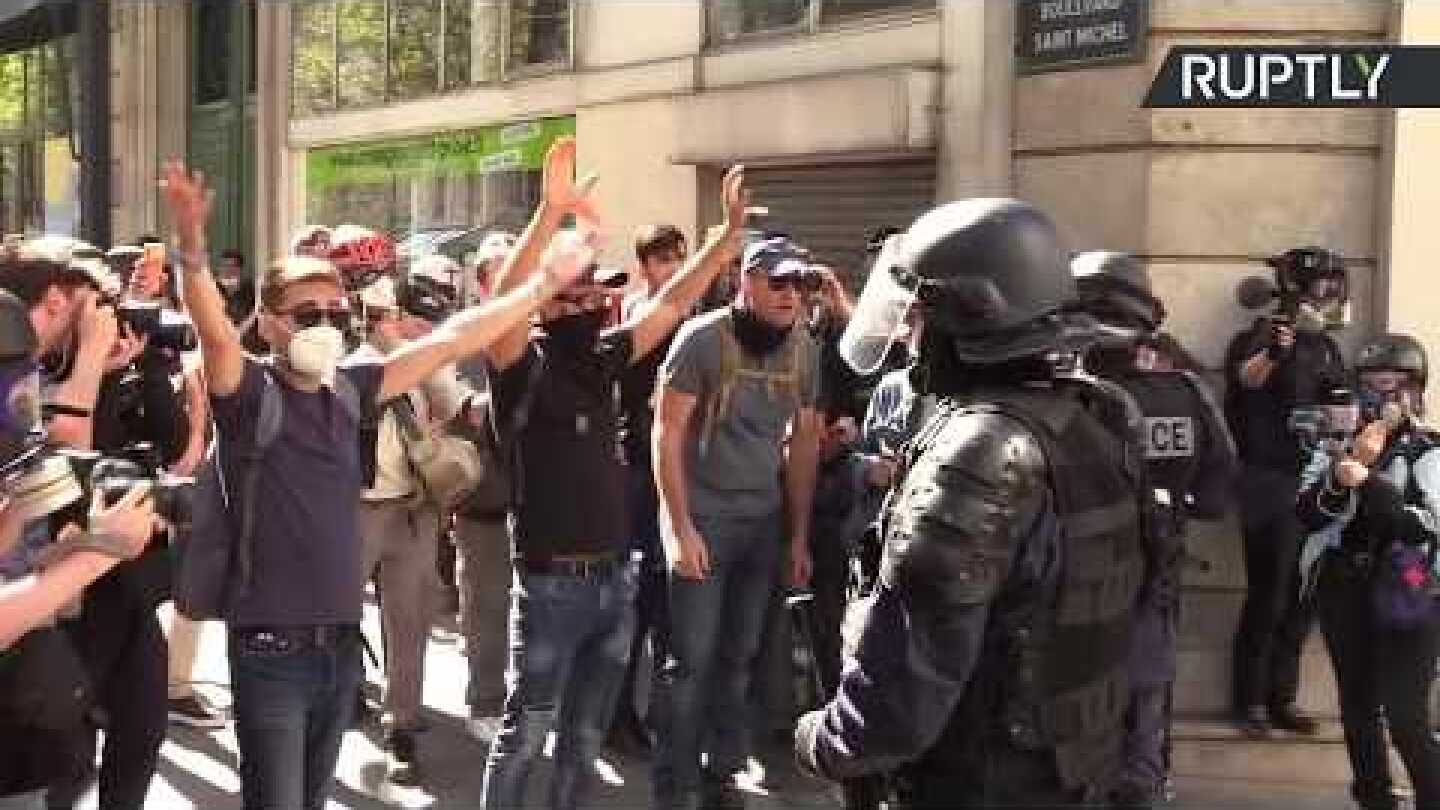 Act 45: Yellow Vests march in Paris