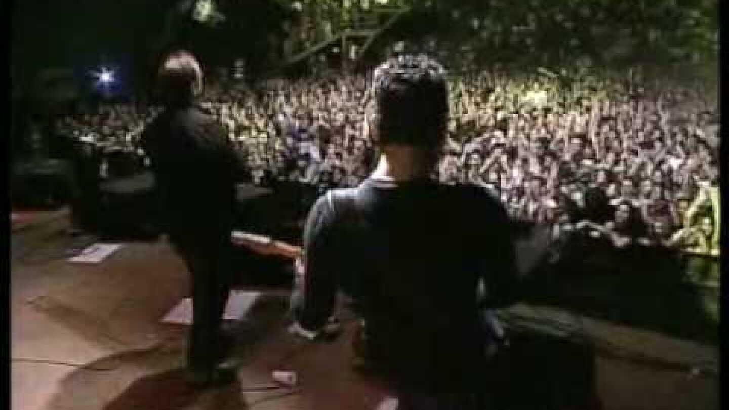 ΠΥΞ ΛΑΞ - Έπαψες αγάπη να θυμίζεις (Live)