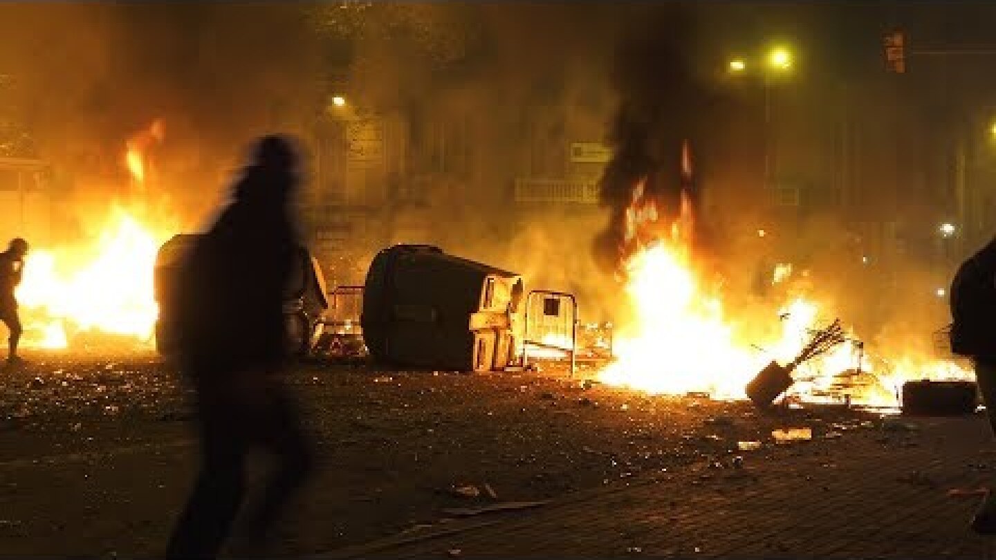 Massive violence and riots in Barcelona