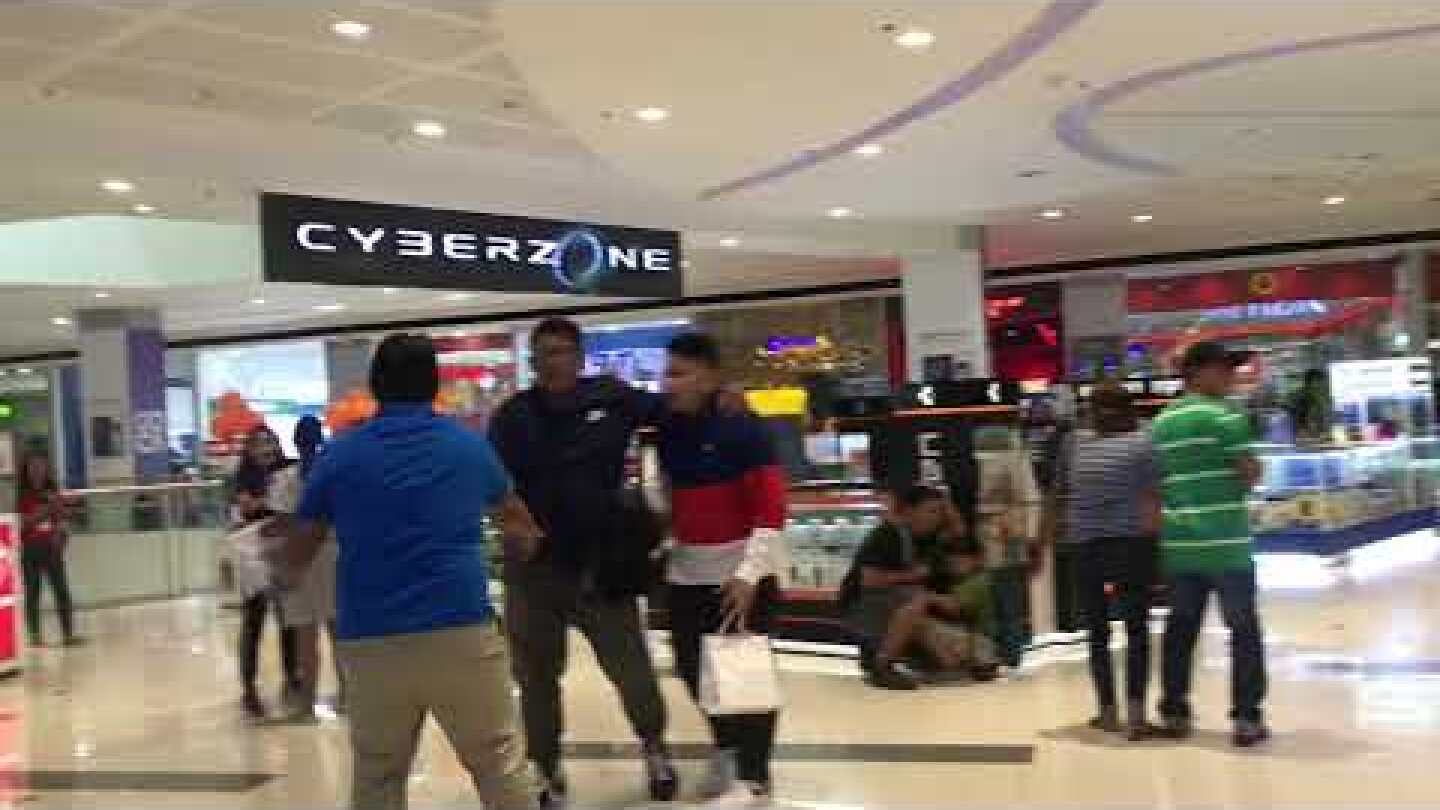 Earthquake caught on camera at SM City Davao | Sheryl Beldeniza