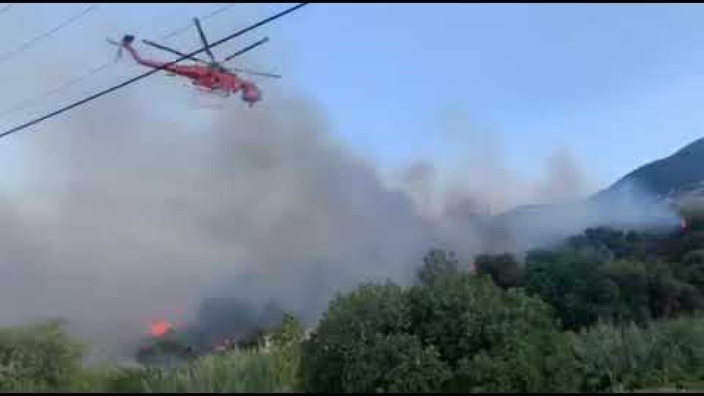 INKEFALONIA.GR :Πυροσβεστικό ελικόπτερο Τύπου Ερικσον επιχειρή στον Λουρδά