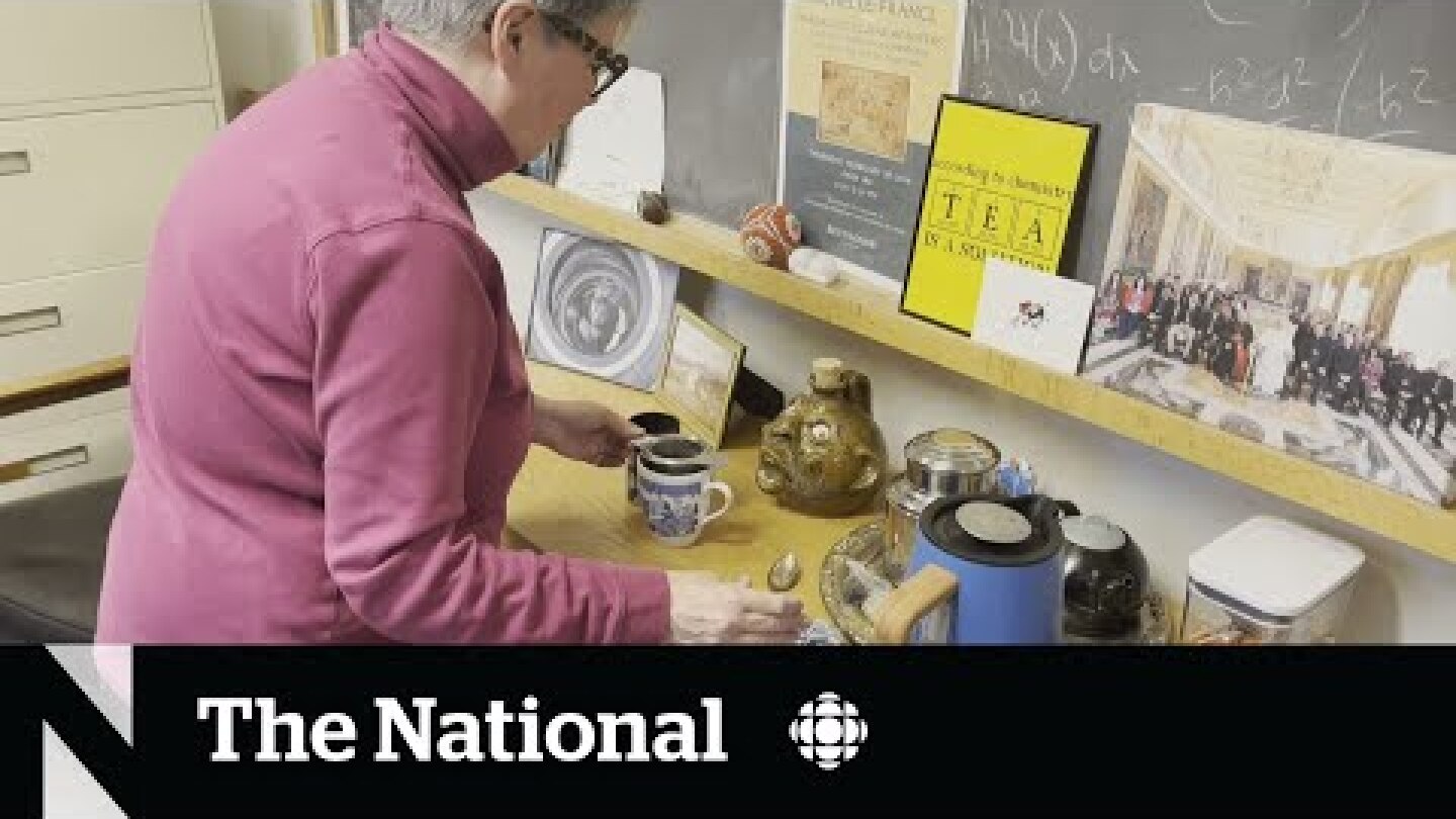 #TheMoment a cup of tea nearly caused a diplomatic rift