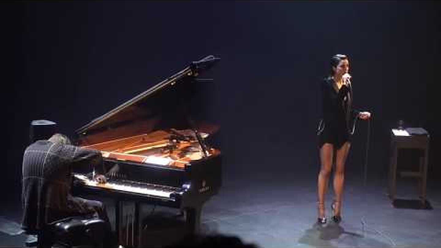 St. Vincent - Perfect Day [Lou Reed cover] (Brooklyn Academy of Music 11/20/18)