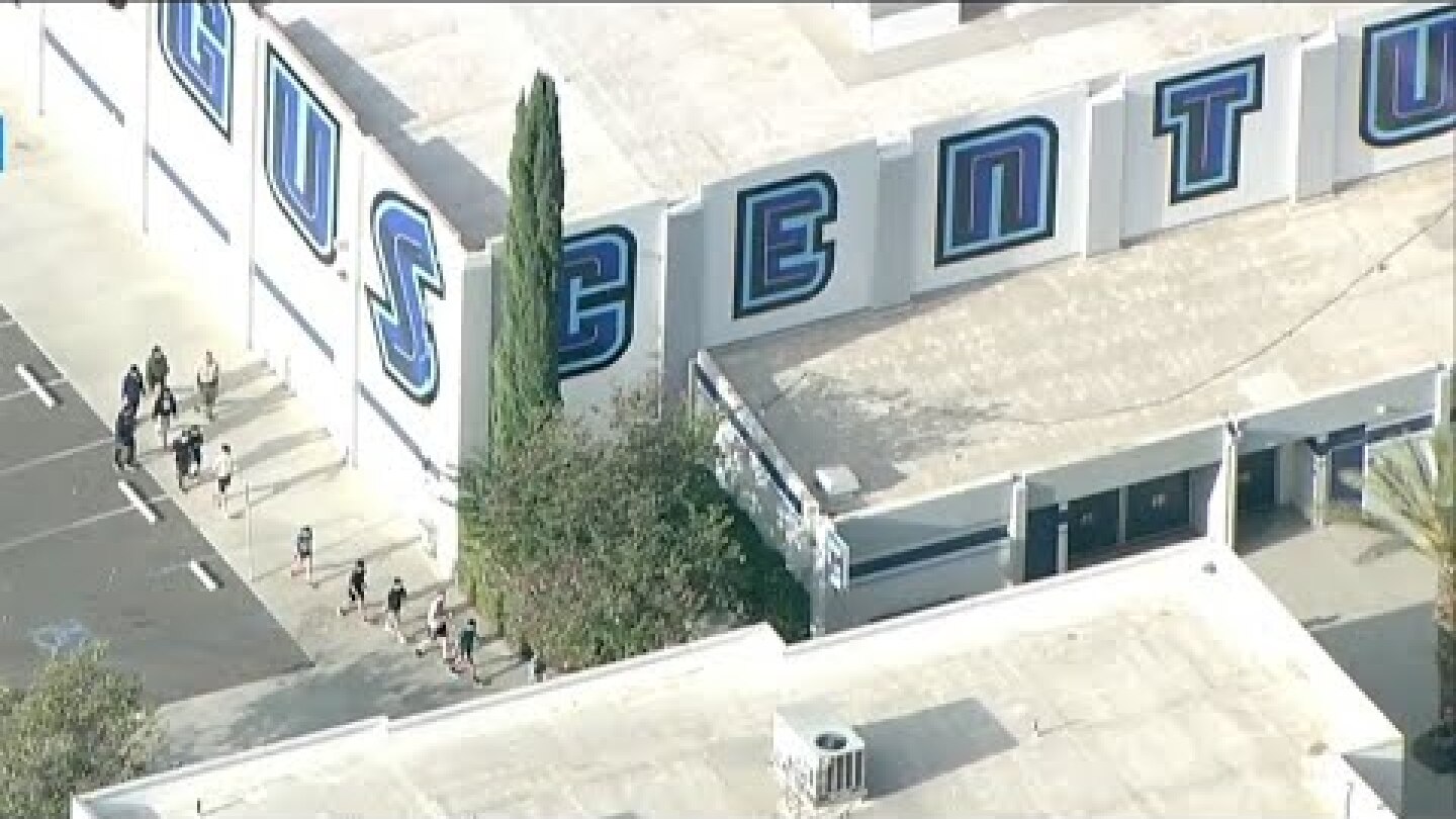 RAW: Shooting at Saugus High School in Santa Clarita | ABC7