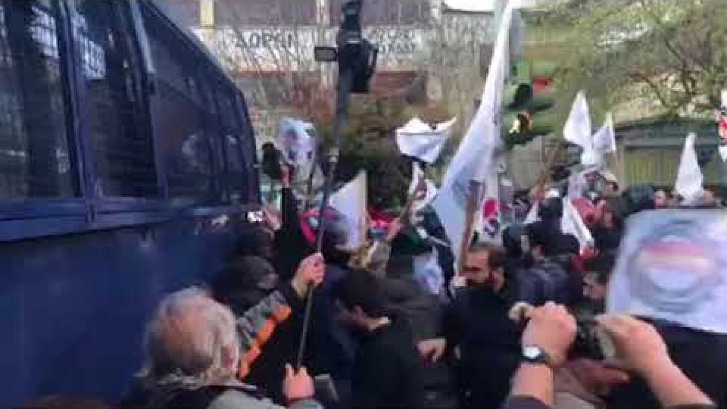 Thestival.gr Επεισόδια ΠΑΜΕ