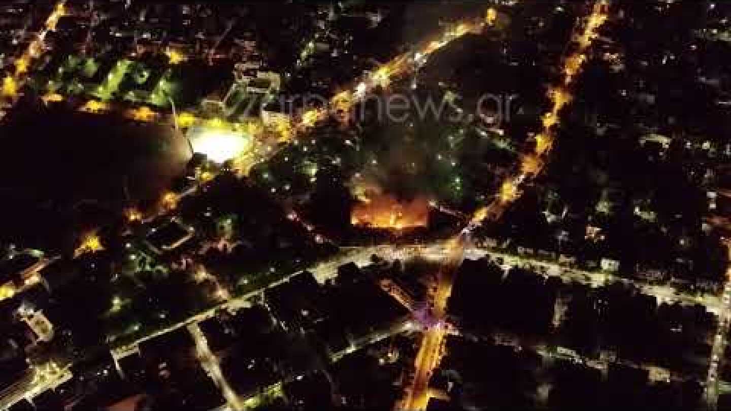 Η φωτιά στο Πολεμικό Μουσείο των Χανίων από ψηλά