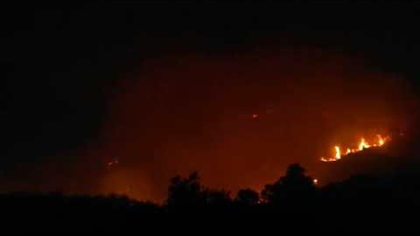 EviaZoom.gr: Τρεις εστίες φωτιάς στο Δήμο Κύμης - Αλιβερίου