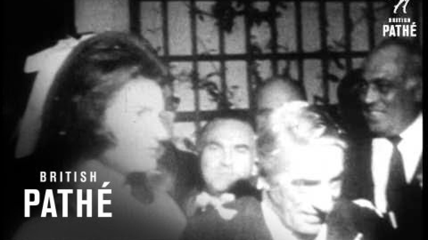 Jacqueline Kennedy Weds Onassis (1968)