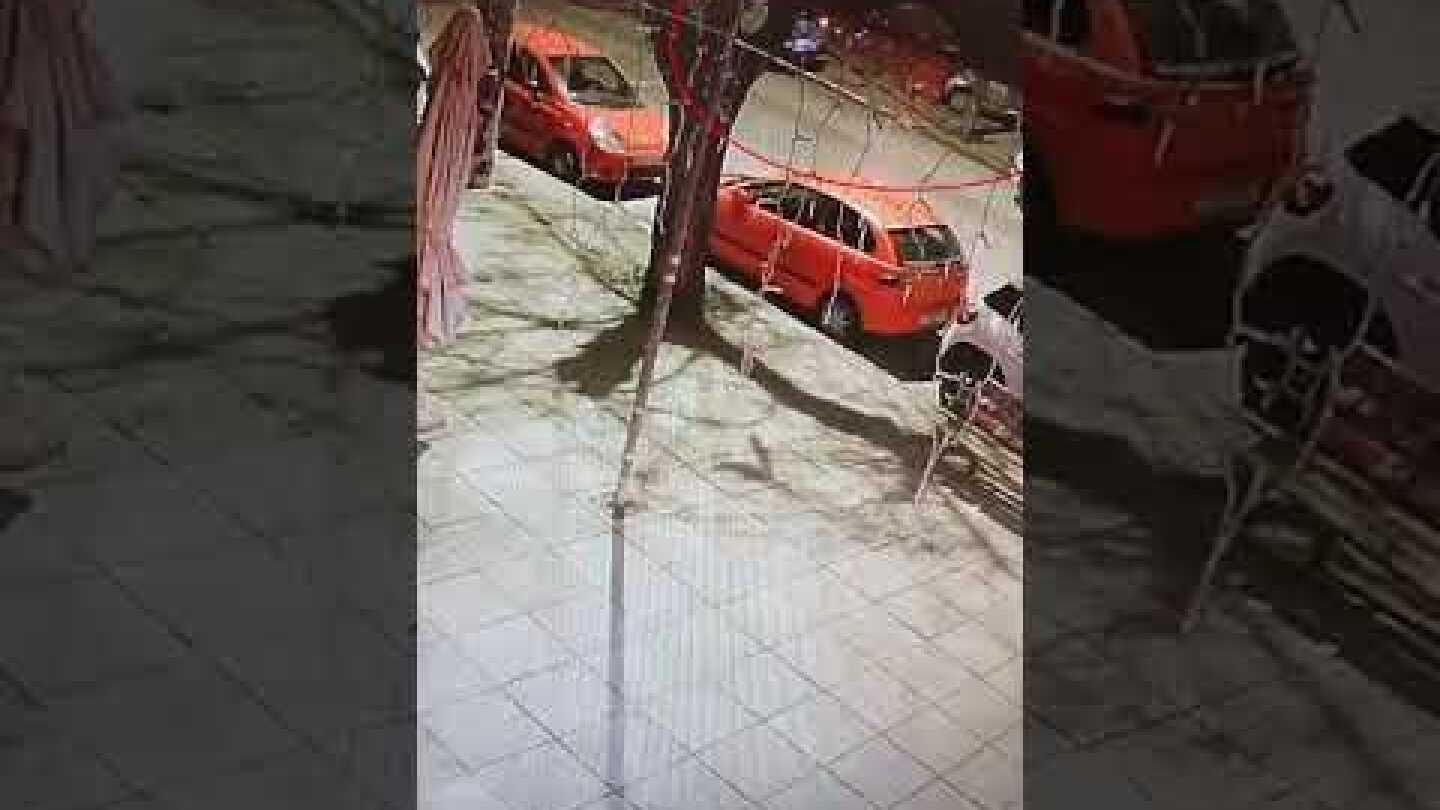 Θεσσαλονίκη: Μεθυσμένη οδηγός έπεσε σε 15 σταθμευμένα ΙΧ (2)