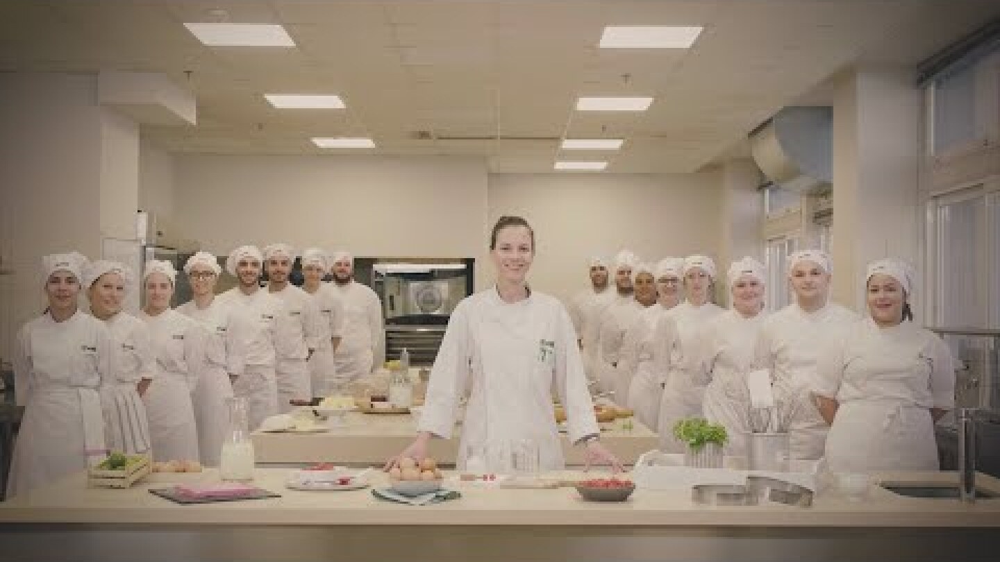 LE MONDE Εκπαιδεύοντας τους αυριανούς pastry chefs