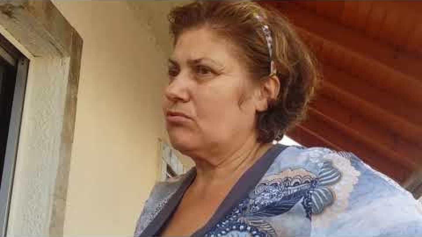 Athens Voice - Κάτοικοι Μάνδρας: Μας τάζουν για να τους ψηφίζουμε...