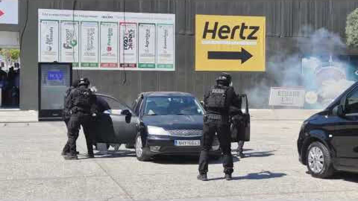 Επίδειξη σοβαρού περιστατικού ομηρίας στο περίπτερο της ΕΛΑΣ στην 89η ΔΕΘ