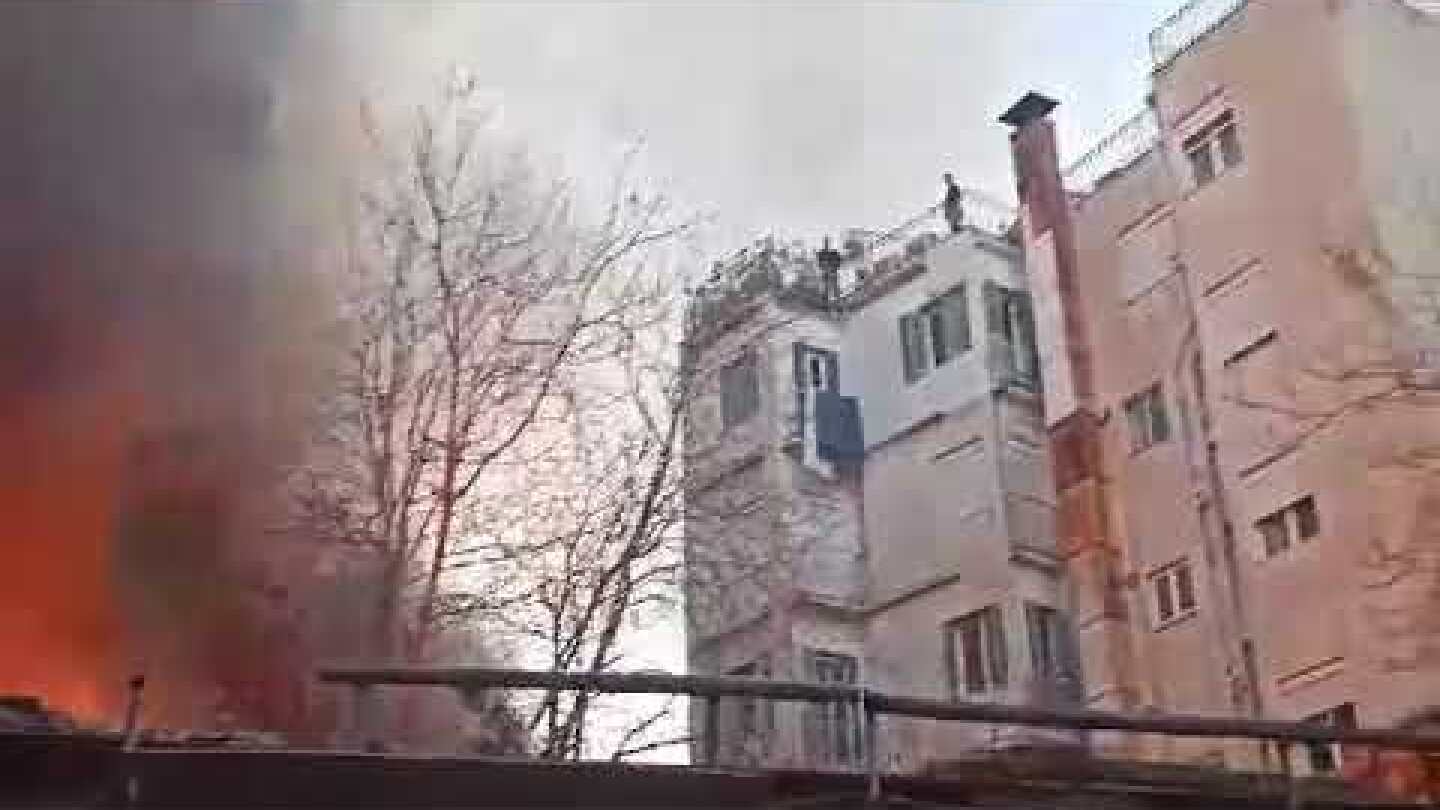 Φωτιά σε εγκαταλελειμμένο κτίριο στα Εξάρχεια