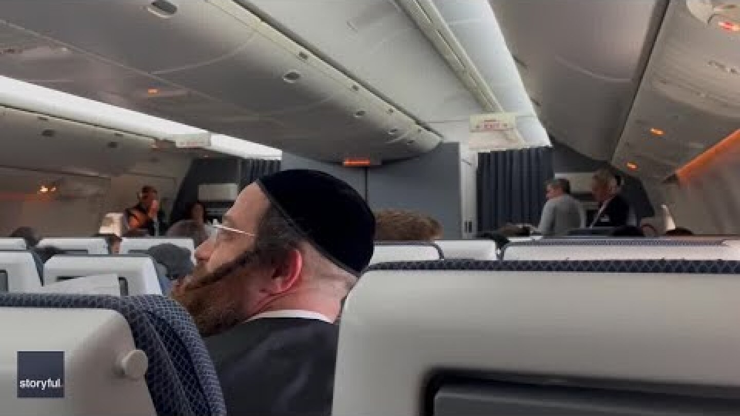 Death of Queen Elizabeth II announced on flight heading to London