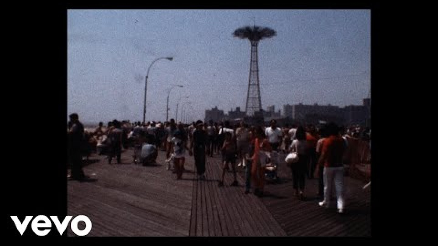 Vampire Weekend - Ice Cream Piano (Official Visualizer)