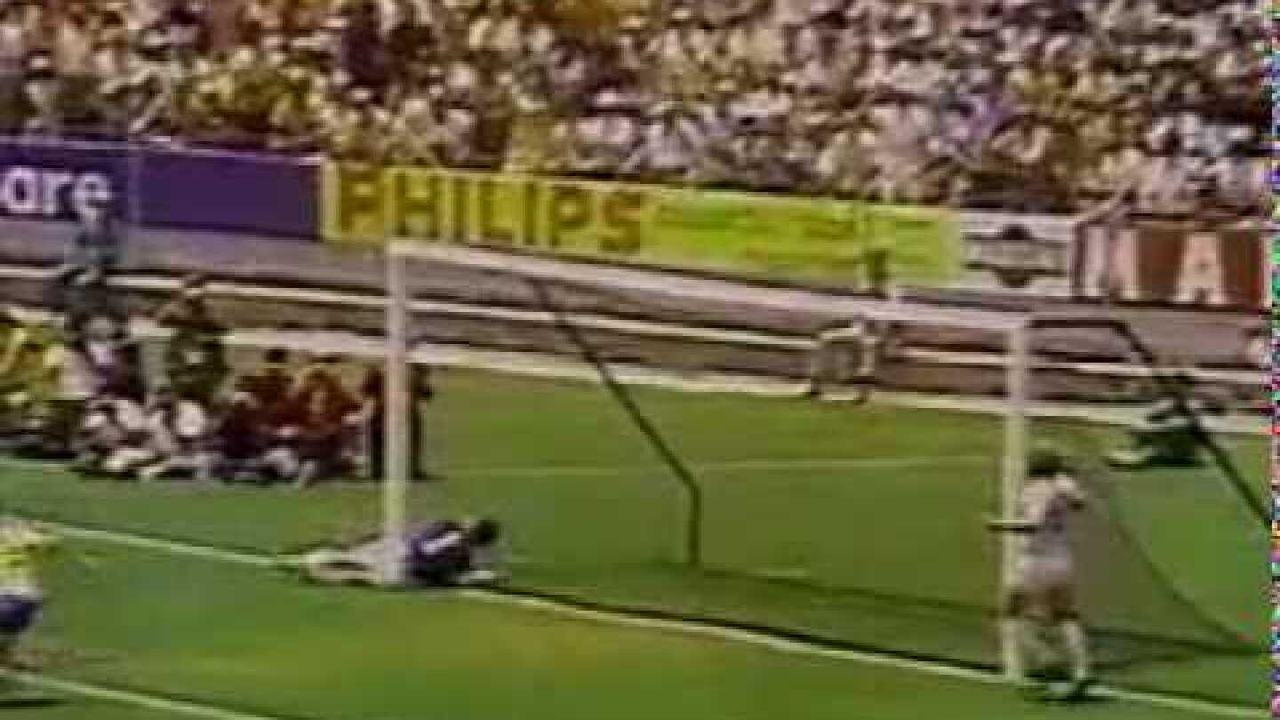 Greatest Ever Goalkeeper Save - Gordon Banks Saves from Pele