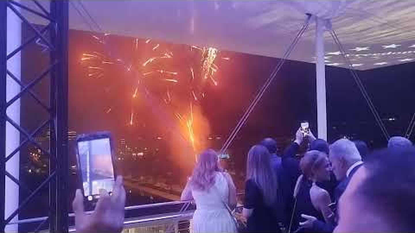 Η Κίμπερλι Γκίλφοϊλ παρέθεσε δεξίωση  για τα 250 χρόνια από τη Διακήρυξη της Ανεξαρτησίας των ΗΠΑ