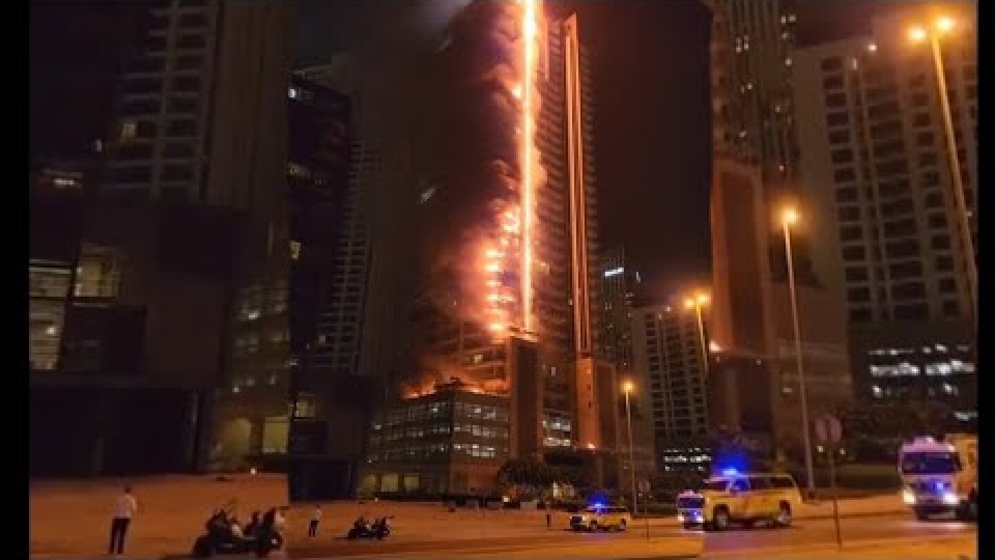 Emaar Dubai пожар в небоскребе Дубай сегодня Emaar's high-rise building is on fire