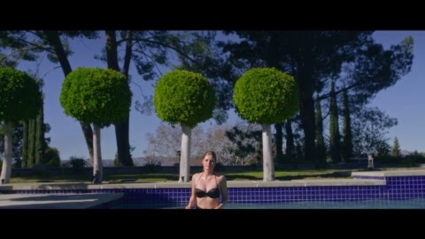 NoMBe - California Girls (Official Music Video)
