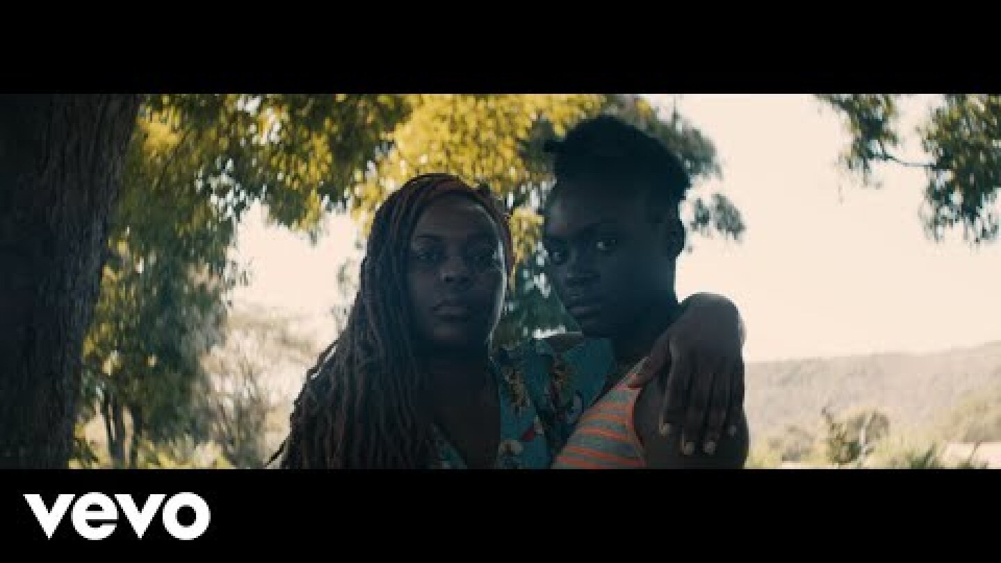 Bob Marley - No Woman, No Cry (Official Video)