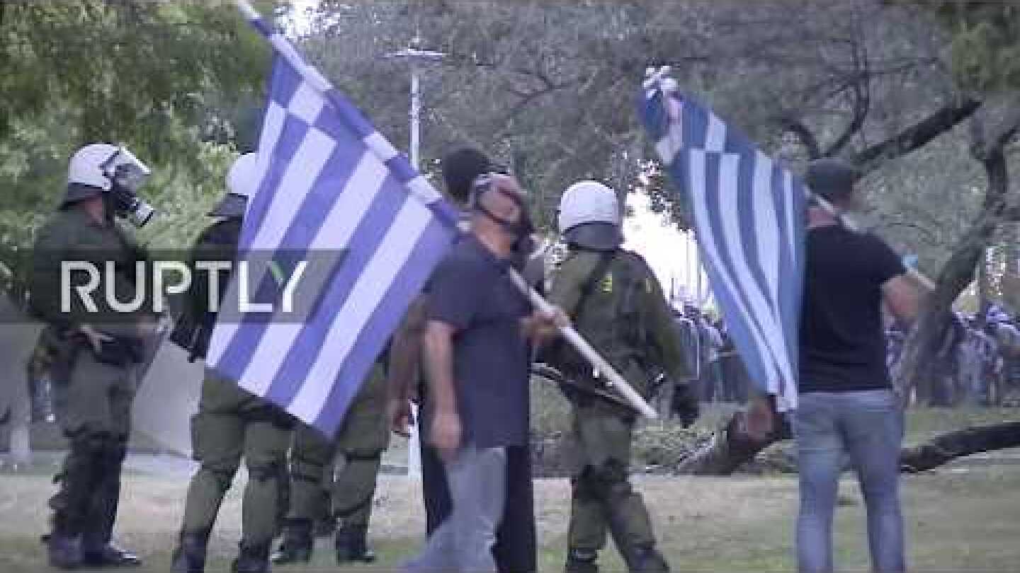 Live: Demonstrators flock to Thessaloniki as Tsipras kicks off new political season at TIF  -P2