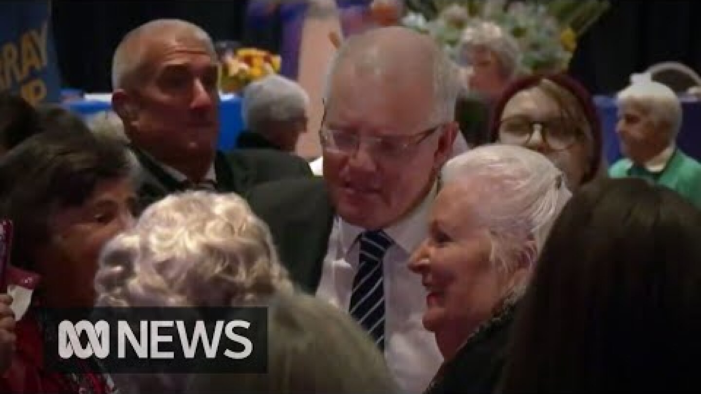 Scott Morrison egged while campaigning in Albury | ABC News