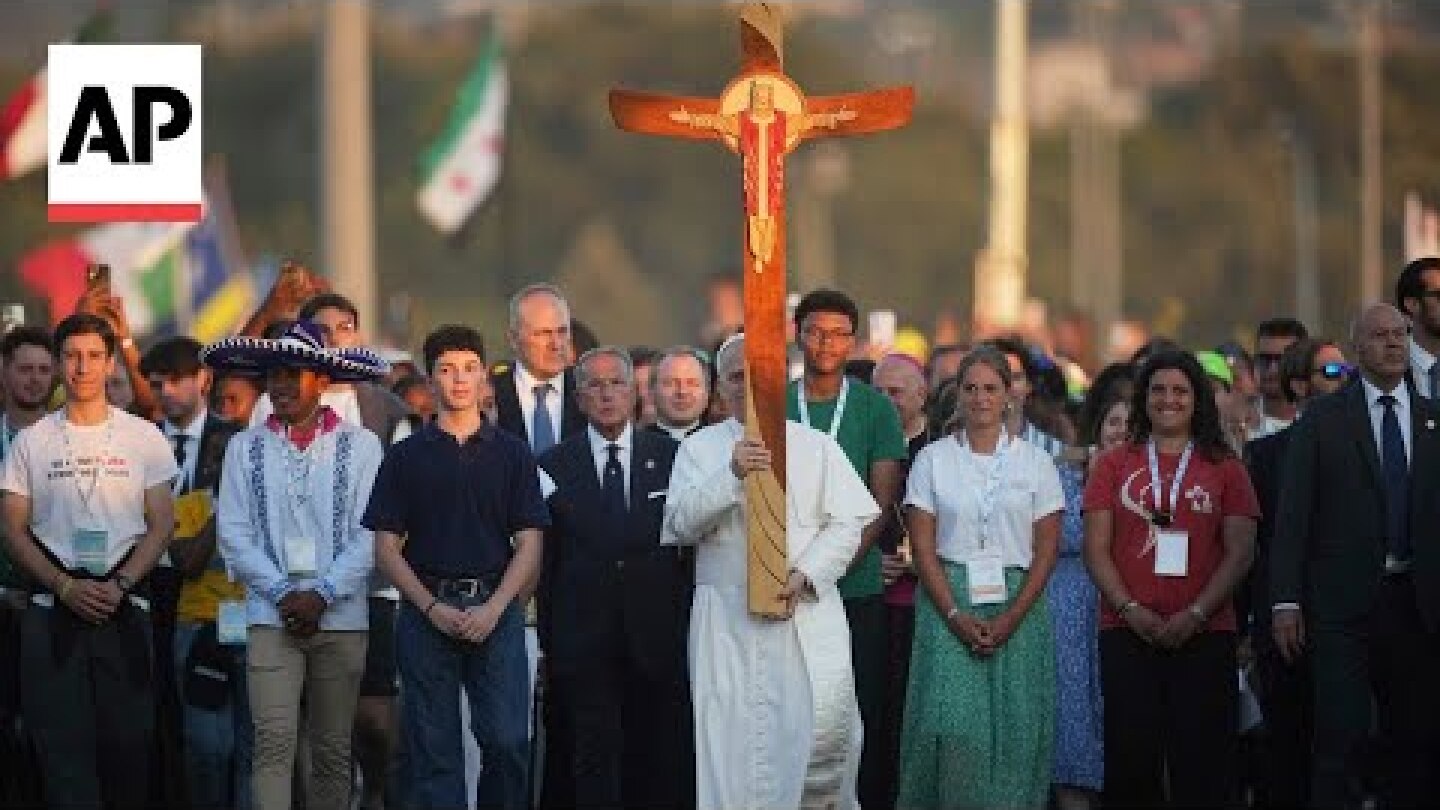Pope Leo XIV arrives on opening day of Youth Jubilee in Rome