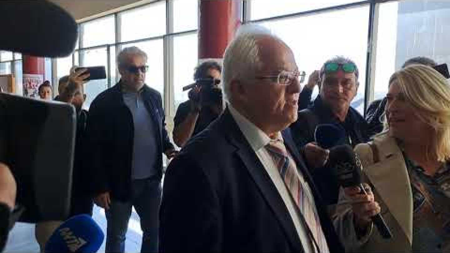 Thestival.gr Παναγιώτης Γλαβίνης και αντίδραση φοιτήτριας