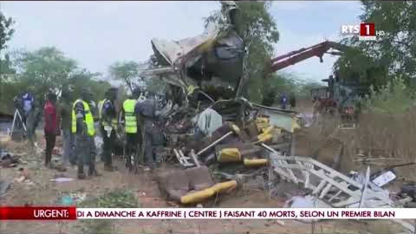 Bus crash kills dozens in Senegal