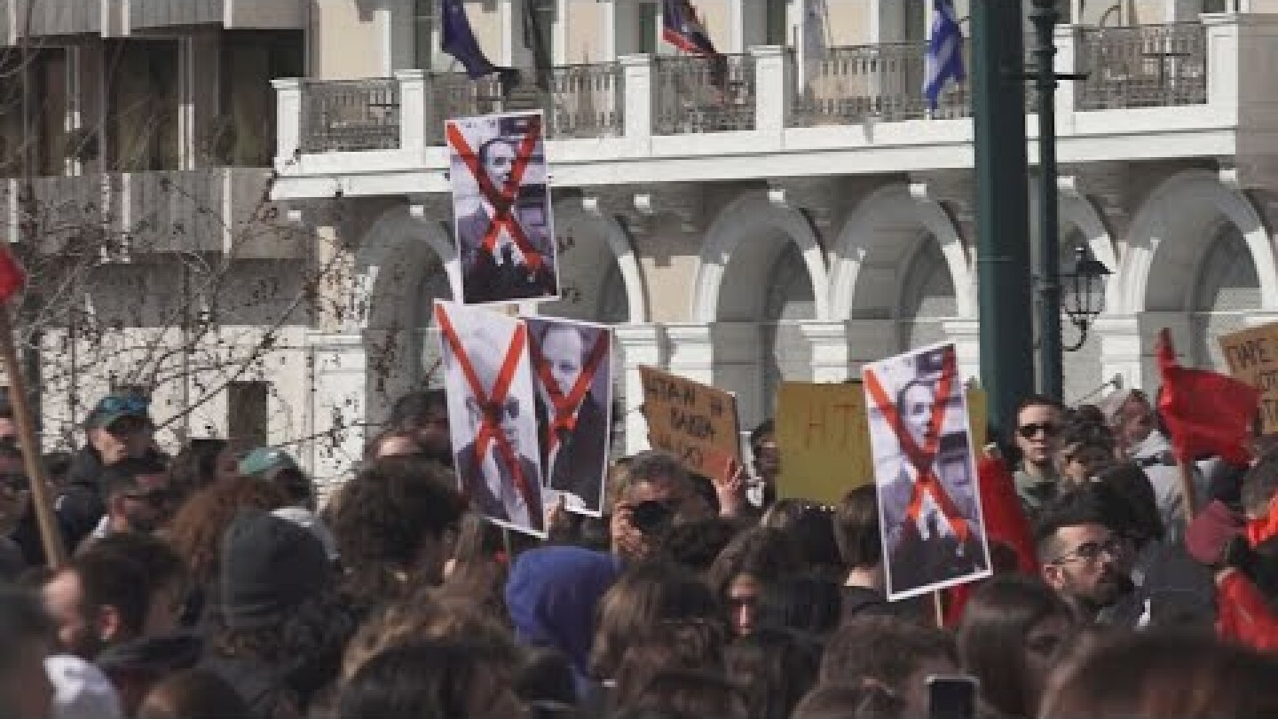 Πλήθος κόσμου συμμετείχε στην απεργιακή συγκεντρώση στην Αθήνα