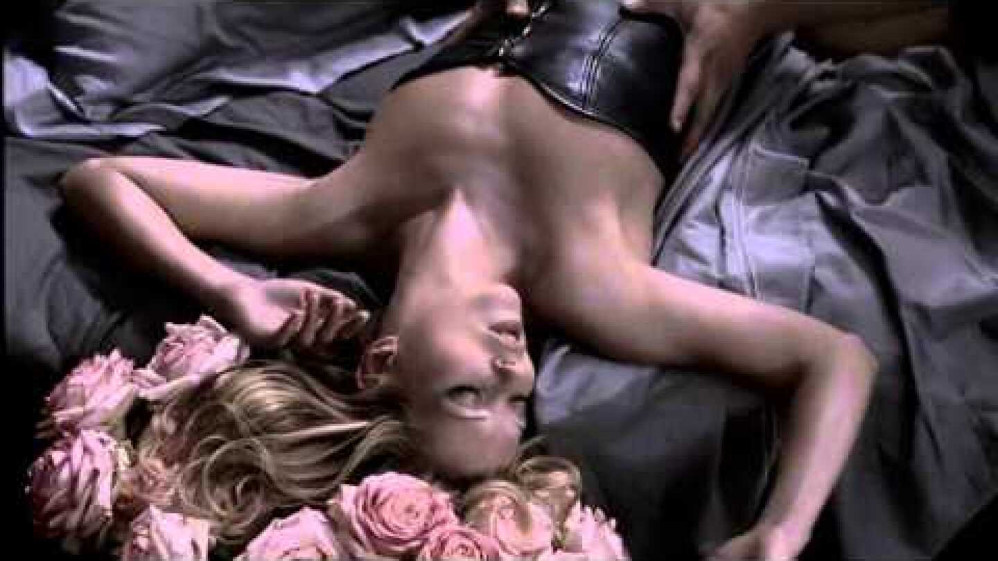 Yves Saint Laurent - Parisienne - Kate Moss (Real HD) - 2009