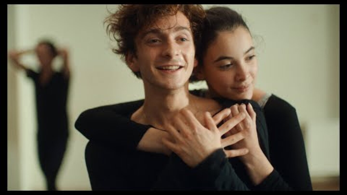 ΚΑΙ ΜΕΤΑ ΧΟΡΕΨΑΜΕ - And Then We Danced  FULL HD Greek Trailer