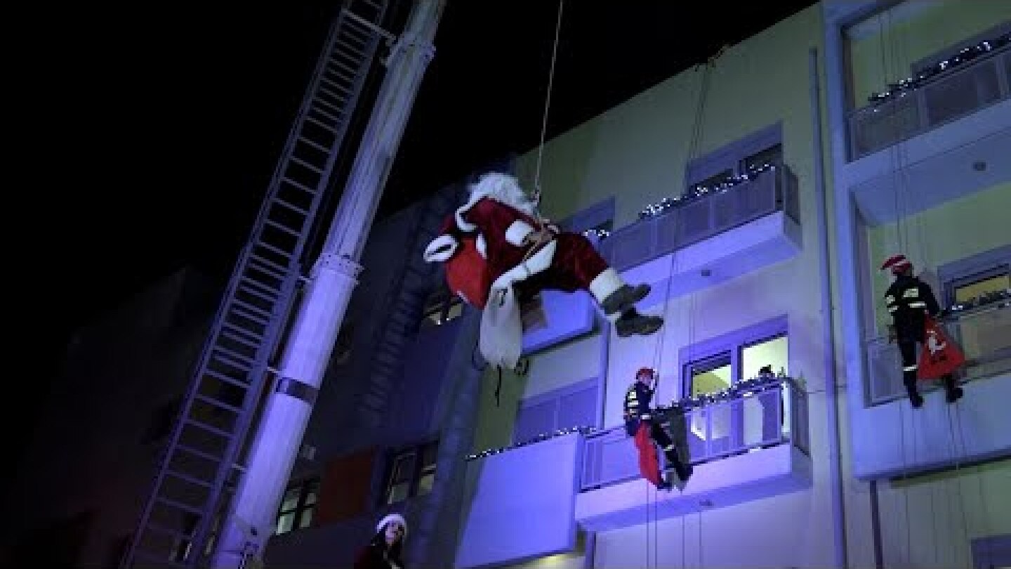 Μοιράζουν χαρά μέλη του Πυροσβεστικού Σώματος  στην Ογκολογική Μονάδα Παίδων ΕΛΠΙΔΑ