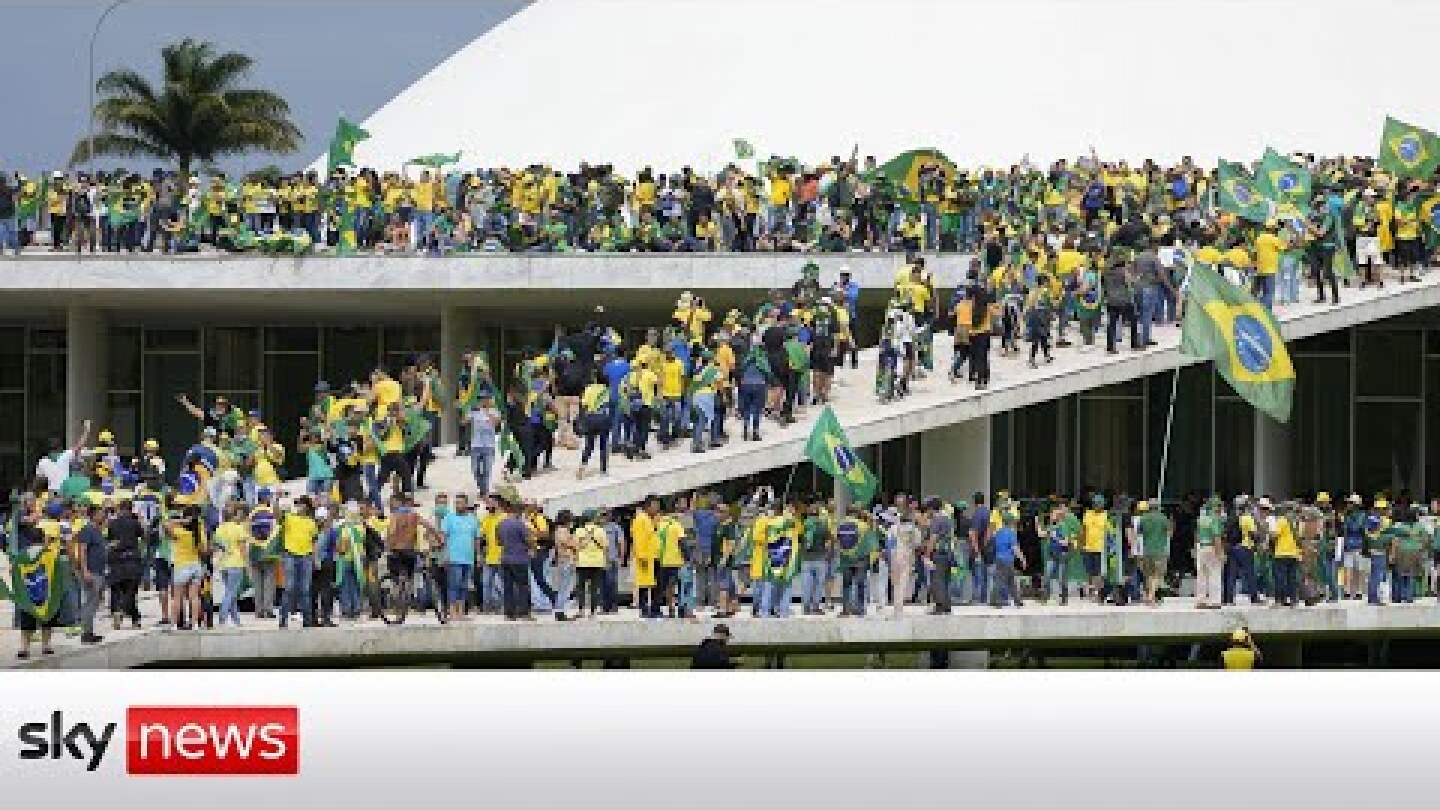 Bolsonaro supporters storm presidential palace