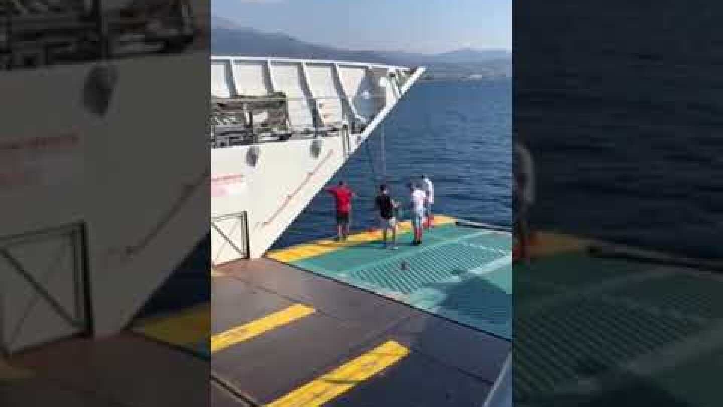 Αντίρριο: Άνδρας παρασύρθηκε από τα ρεύματα και τον έσωσε Φερι-Μποτ