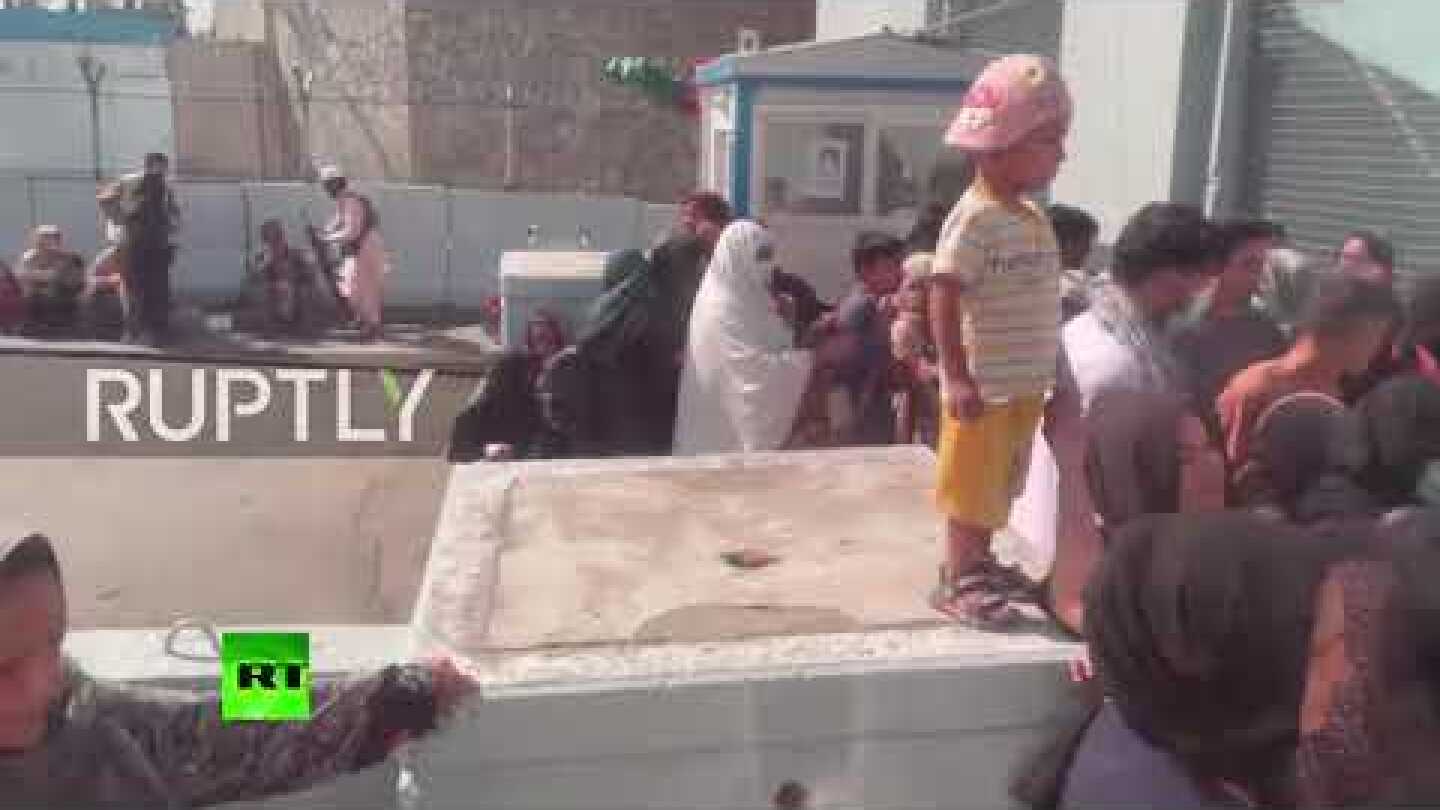 Afghanistan: Taliban fire shots to disperse crowds outside Kabul's airport *PARTNER CONTENT*