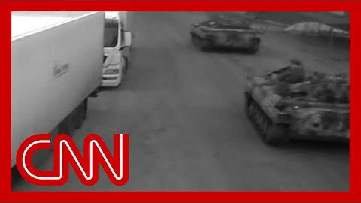 Video shows tanks crossing Ukraine's border from Belarus