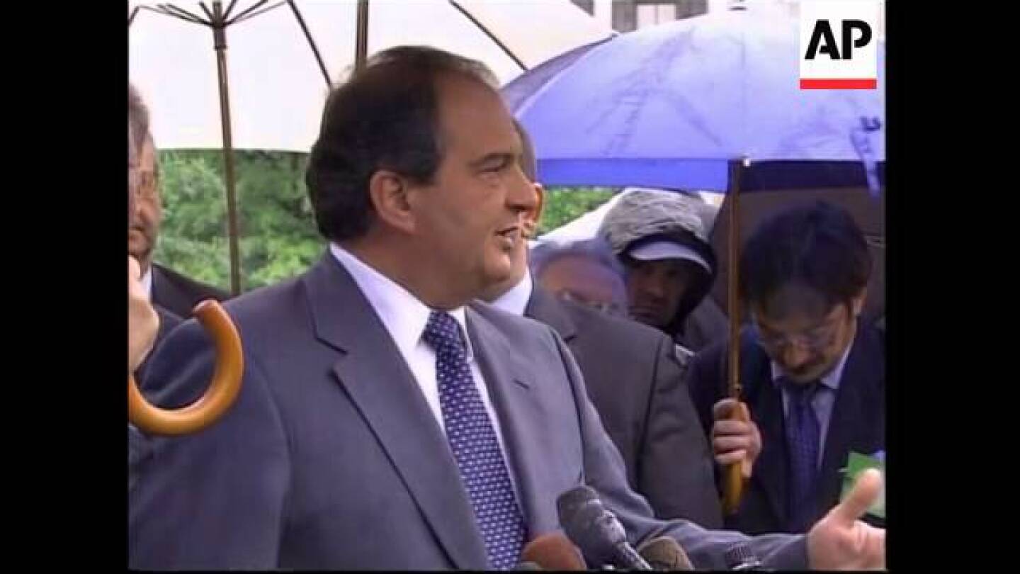 Bush meets Greek PM Karamanlis