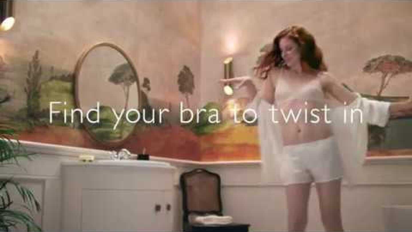 Bra Twist with Sarah Jessica Parker - New Lace Triangle bra 30'' (ENG)