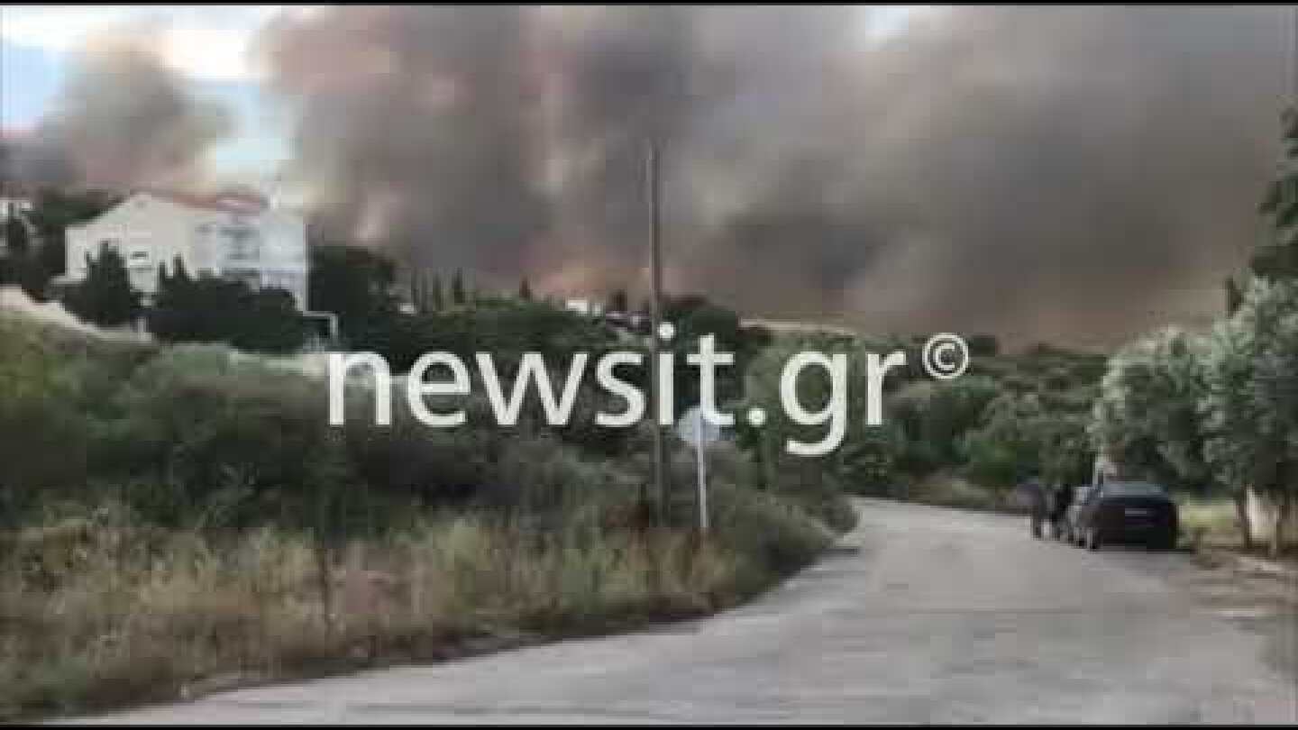 Εικόνα από τη φωτιά στην Πεντέλη