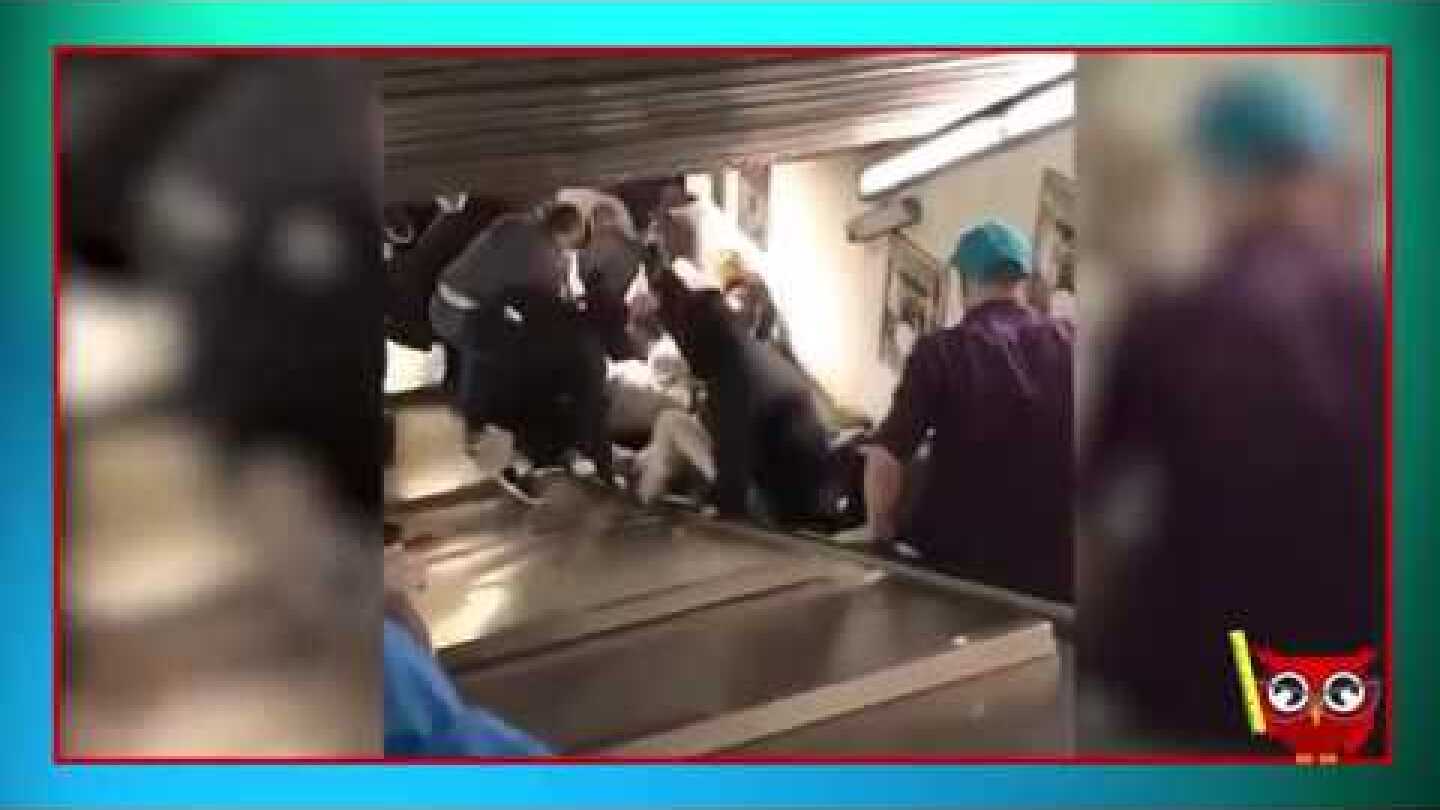 ROMA -  cede scala mobile nel metrò: il momento dell'incidente