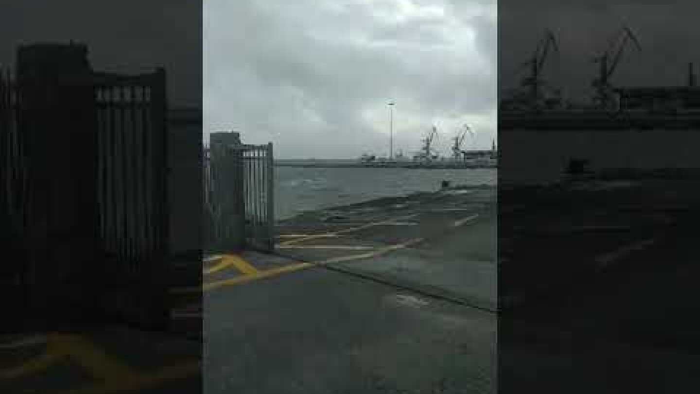 Οι άνεμοι προκαλούν προβλήματα στις ακτοπλοϊκές συγκοινωνίες