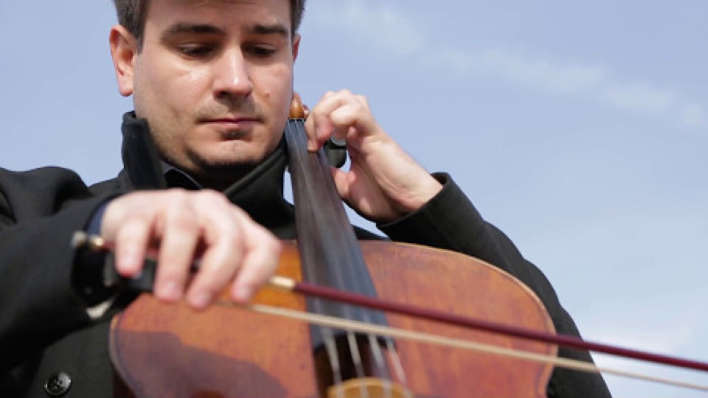 Michael Heupel – Afierossis – 20th & 21st century works for solo cello I CD Trailer